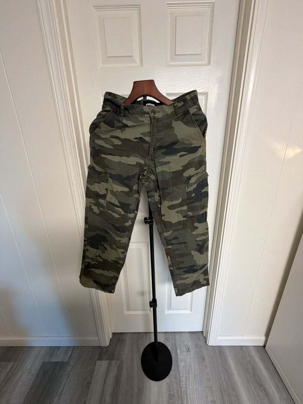 RSQ Camo Cargo Pants Size 16 Loose Fit Green Woodland Camouflage/155